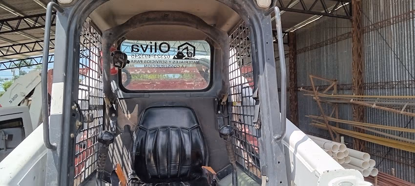 Corralón De Materiales y Movimiento de Suelos El Triunfo