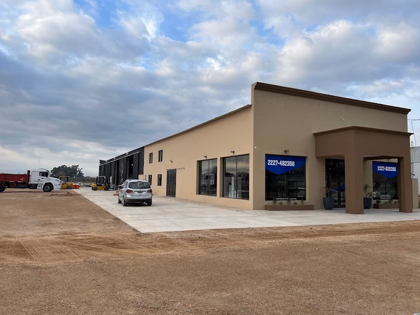 Corralón sarmiento Roque Pérez