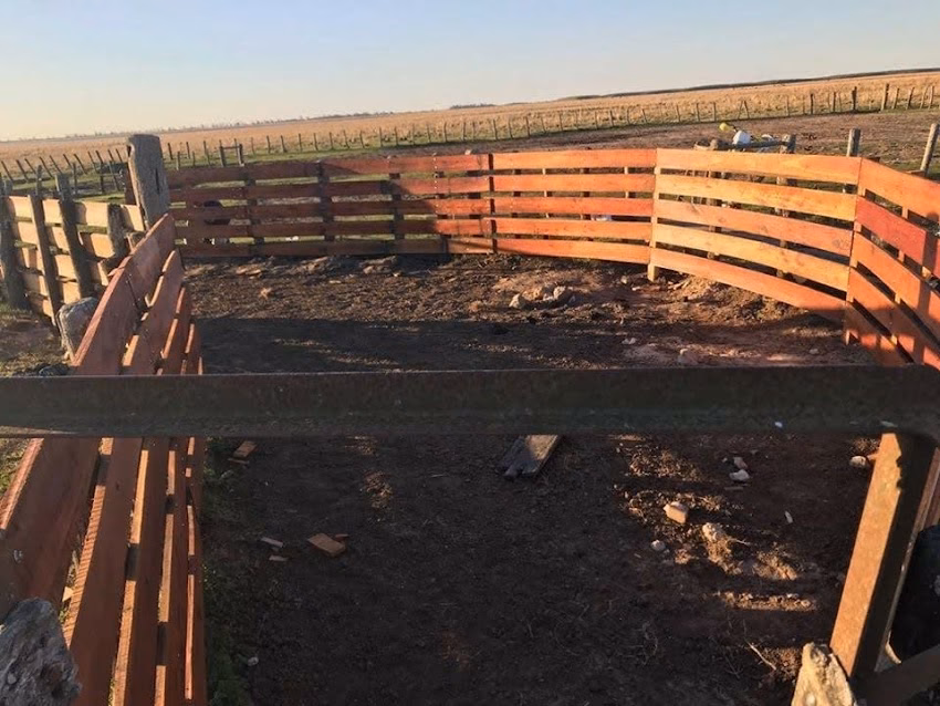 Maderas del Litoral Carpinteria Rural de Joaqin Aratto