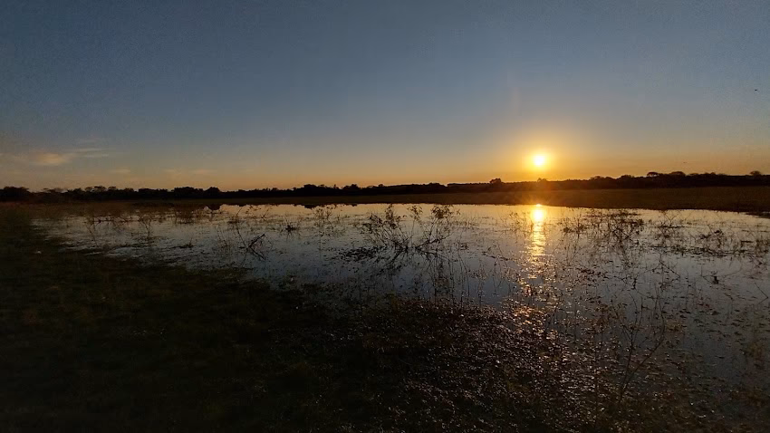 Malvinas norte departamento Esquina Corrientes
