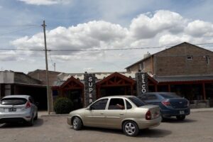 Supermercado y Alojamiento El Colo